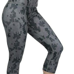 Digital Camo High-Waisted Leggings